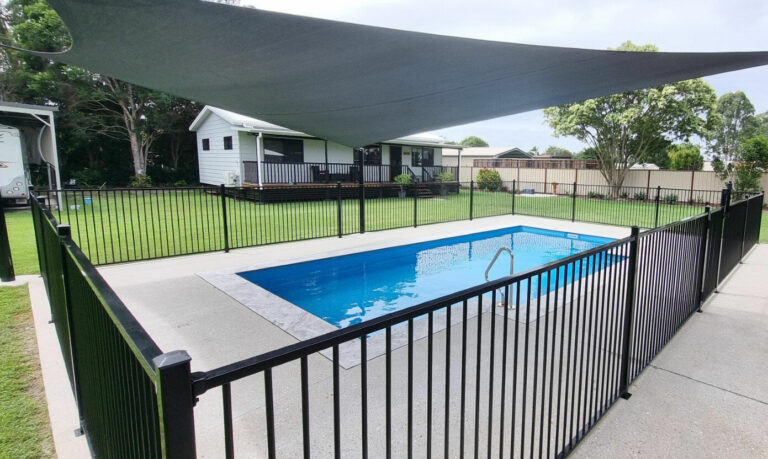 Aluminium flat top pool fence in black